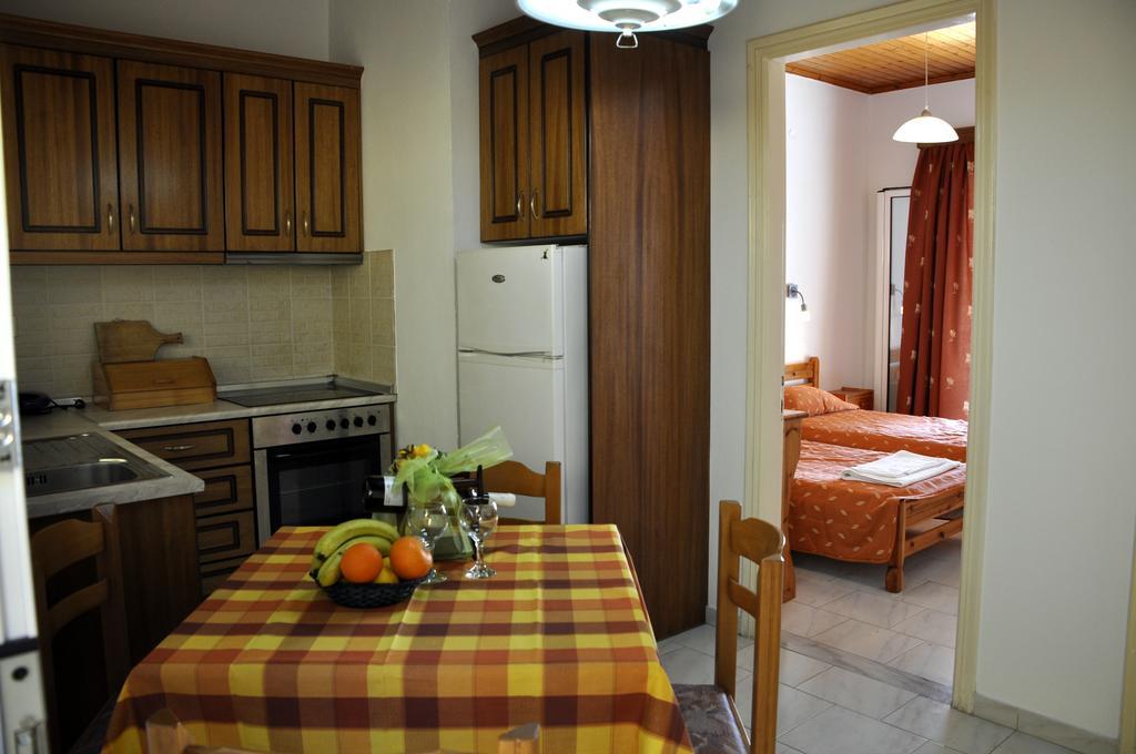 Stella'S Apartments Agios Gordios  Cameră foto